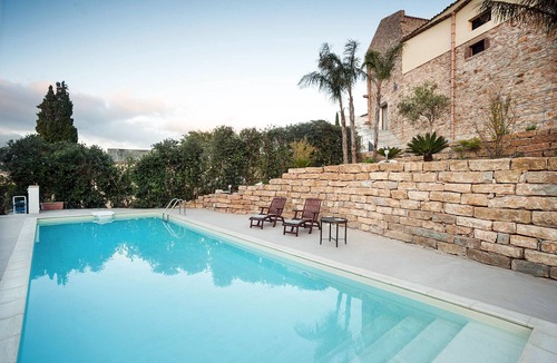 Buseto Palizzolo Apartment | Charming house with shared pool - Don Carlo