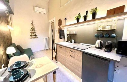 Vomero Apartment | Charming Suite: cozy, central apartment in Naples Vomero, ideal for families