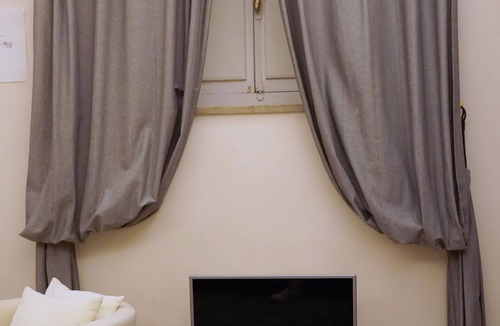 Navona Apartment | Cool BDR apartment in the best area of Rome! Piazza Farnese ; Historical Center