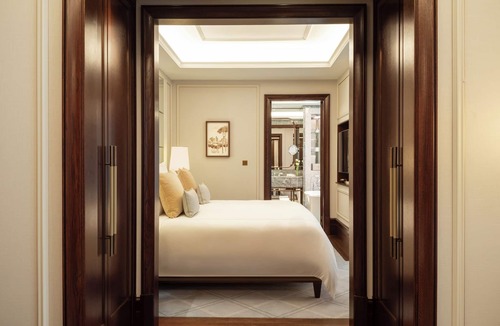 Rione III Colonna Hotel | Corinthia Rome
