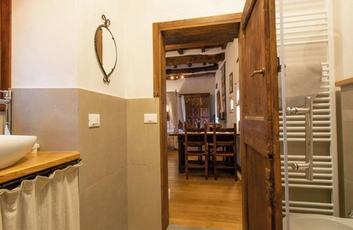Palazzuolo sul Senio Apartment | Cosy apartment for 4 people with WIFI, TV, patio and pets allowed