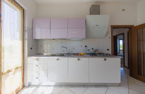 Marina di Pietrasanta Apartment | Cosy apartment for 6 people with WIFI, TV and patio