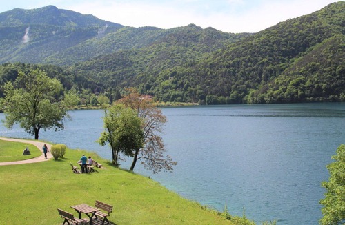 Molina di Ledro Apartment | Cosy apartment for 4 guests with WIFI, TV and terrace