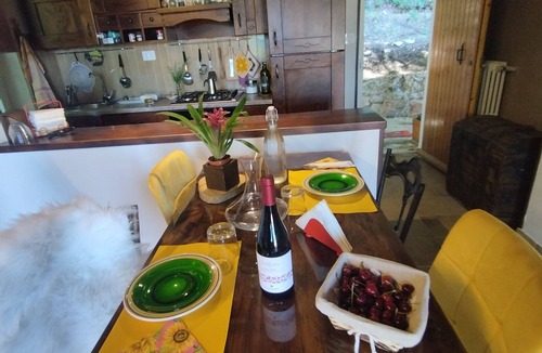 Sarnano House | Cozy little house in the woods! Relax, breathe, reconnect with Nature.
