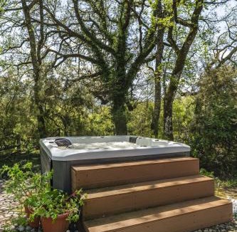 Montevarchi Apartment | Designer Villa with Private Garden & Jacuzzi