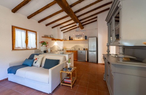 Cala Piccola Apartment | Detached villa by the sea