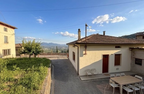 Nozanno House | Dimora Belvedere Lucca view 7 guests