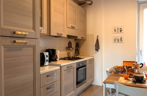 Nord-Ovest Apartment | DolceVista Valpolicella: Elegant Three-Room Apartment with Relaxation & Free Parking