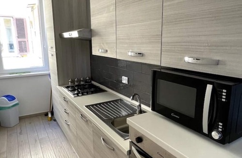 Esquilino Apartment | DOMUS ART SUITES MERULANA