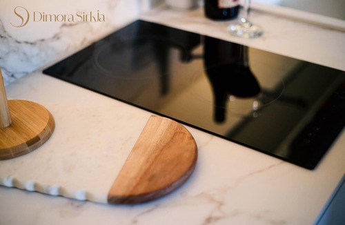 Old Town Bed & Breakfast | Elegant apartment in Cefalù historic center, 100 m from the beach, fast Wi-Fi!