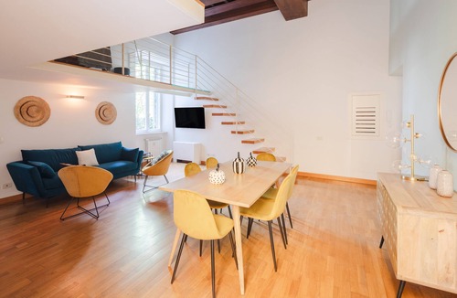 Navona Apartment | Elegant apartment with patio at Piazza Navona