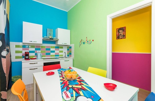 Paterno Apartment | Etnamia Art - Pop Apartment