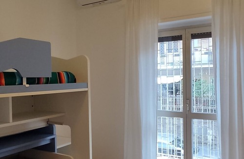 Monte Sacro Apartment | Eve's House. Up to 4 guests. Opposite the subway station