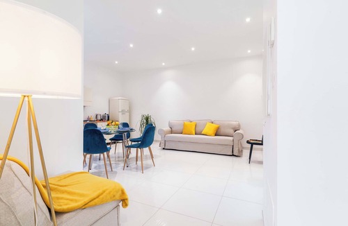 Sorrento Villa | Family-friendly contemporary villa with garden for up to 10 people