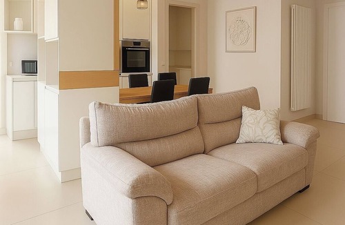 Arenella Apartment | Family & Friends: 3 bedrooms, 2 bathrooms, 10 m from the subway Vomero - Fast Wi-Fi