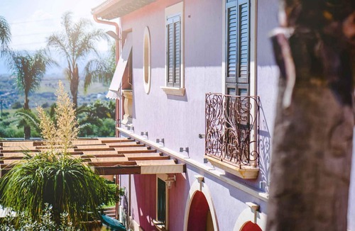 Syracuse Villa | Flora apartment, in Casale Santuzza, with swimming pool