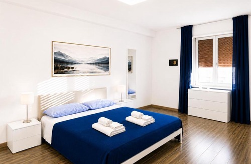 Monte Sacro House | FraMiry Room Roma - Camera con bagno esclusivo vicino Metro B1