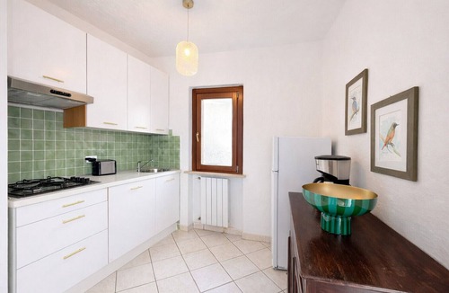 Prabione Apartment | Frida's Home by Theater Home - with big terrace and marvellous lake view
