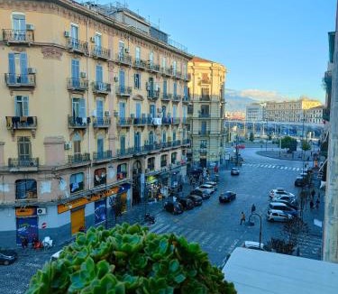 Naples City Centre Apartment | Garibaldi House Apartment