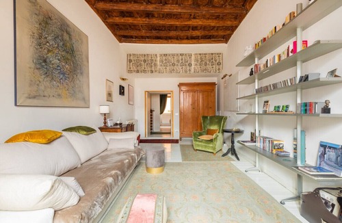 Rione XI Sant'Angelo Apartment | Ghetto Elegant Apartment