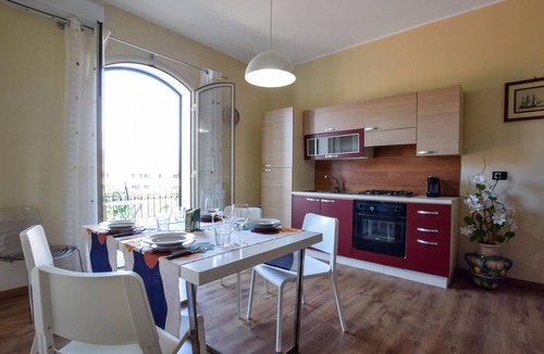 Trappitello Apartment | Gorgeous apartment in Trappitello with WiFi