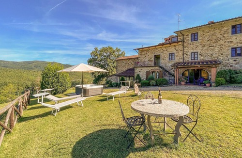 Bibbiena House | Gorgeous home in Bibbiena