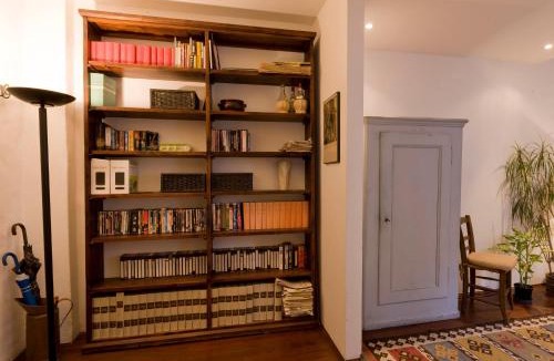 San Frediano Apartment | Grand Piano Apartment