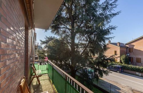 Ferrara Apartment | GuestHost - Bright and comfortable apartment, ideal for six people, located on the second floor of a modern building WITHOUT lift (stairs to access it). The apartment is equipped with two bedrooms, a living area with kitchenette, a bathroom and a private