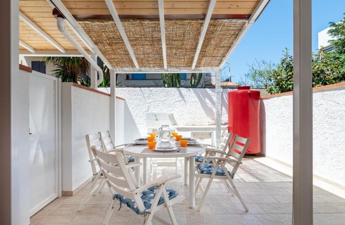 Torre di Faro Apartment | GuestHost - Comfy Flat x6 near the Sea!