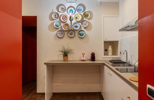Sallustiano House | GuestHost - Lovely room, with private bathroom, ideal for 2 guests in 20 square meters of space, is part of the Sallustian Guest House.The Guest House is located on the second floor, without elevator, of an elegant period building and consists of 5 priva