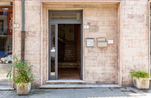 Sant'Antonio Apartment | GuestHost - Ponte Solferino Bright & Cozy APT