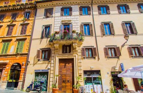 Navona House | H-Aviva Giubbonari Apartment