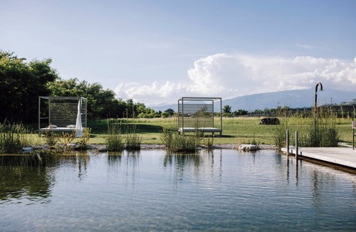 Pescantina House | Historic court with biopool in Valpolicella