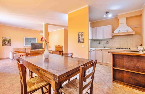 Sorano Apartment | Holiday apartment with air conditioning and pool