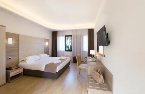 Zona XLV Castel di Guido Hotel | Hotel Boomerang