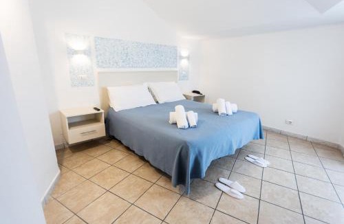 Piazza-Tralia-Pendolo Hotel | Hotel Ristorante Montuori