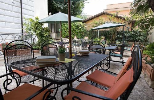 Rione XVIII Castro Pretorio Hotel | Hotel Villa Delle Rose
