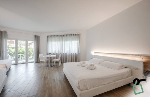 Calambrone Hotel | Hotiday Room Collection - Tirrenia