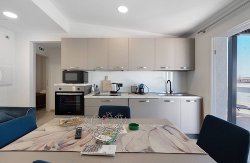 Balestrate House | I Tramonti Del Golfo 'Attico' Apartment with Sea View, Hot Tub & Air Conditioning