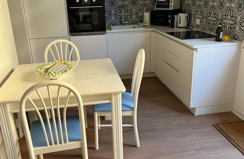 Casa Santa Apartment | Immaculate 3-bed, Sleeps 6, Parking