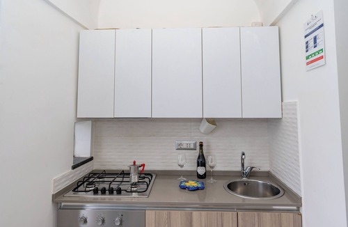 Minori House | L'Aurora house with sea view, WIFI, air conditioning, on the path of the Lemons