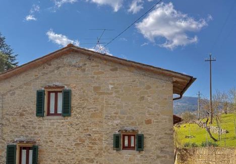 Starda House | La Casa di Fiore, Natura e Relax nel Cuore del Casentino