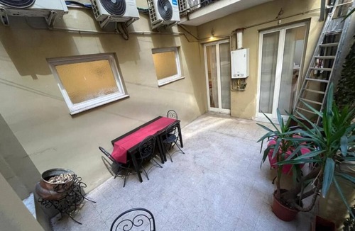 Rione XVIII Castro Pretorio Apartment | La Dimora di Sara by BarbarHouse