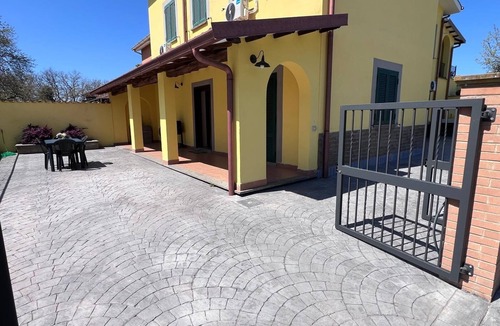 Zona XXVI Castel di Decima Apartment | La casa di Marina Guest House