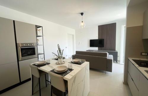 Lavinio Lido di Enea House | La Perla del Mare