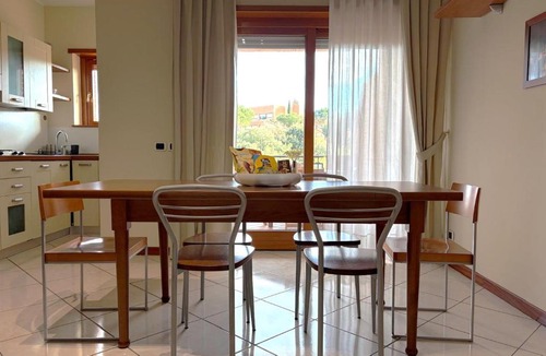 Aurelio Apartment | La Terrazza sul Parco , Huge Private Terrace, Free Parking, 3 Bedrooms