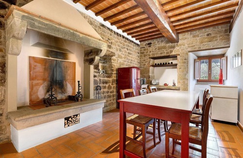 Pelago Apartment | La Torre – Panoramic Apartment in Farmhouse with Pool