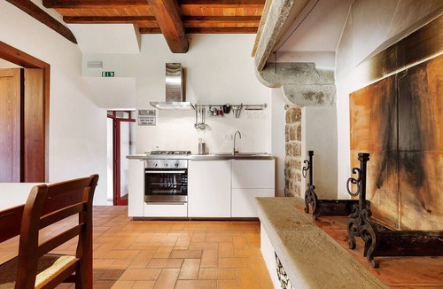 Pelago Apartment | La Torre – Panoramic Apartment in Farmhouse with Pool