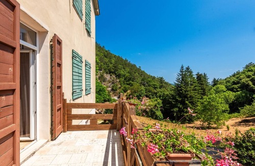 Montieri Apartment | Lavender Room - Poggio Alla Luna with Shared Terrace & Garden, Wi-Fi