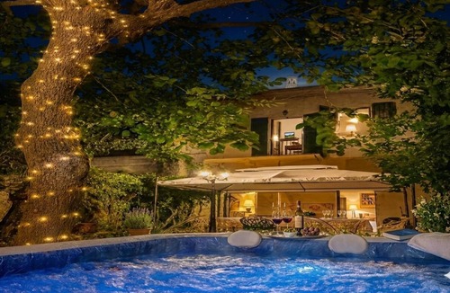 Pisa City Centre House | Leonardo House Pisa Garden Center Whirlpool Pool